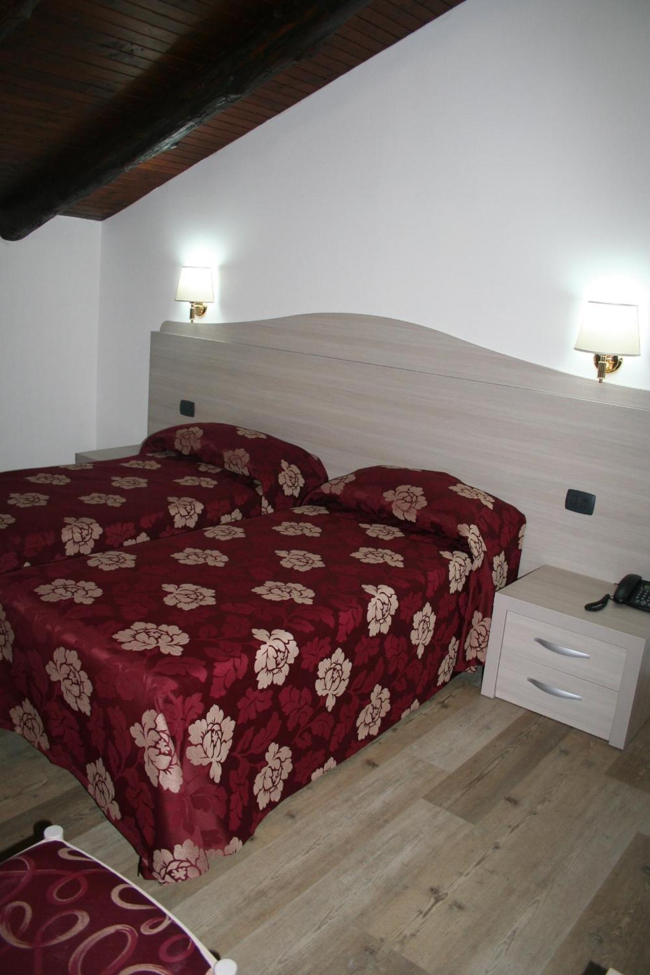 Agriturismo Cascina Del Vai Cairo Montenotte Ruang foto
