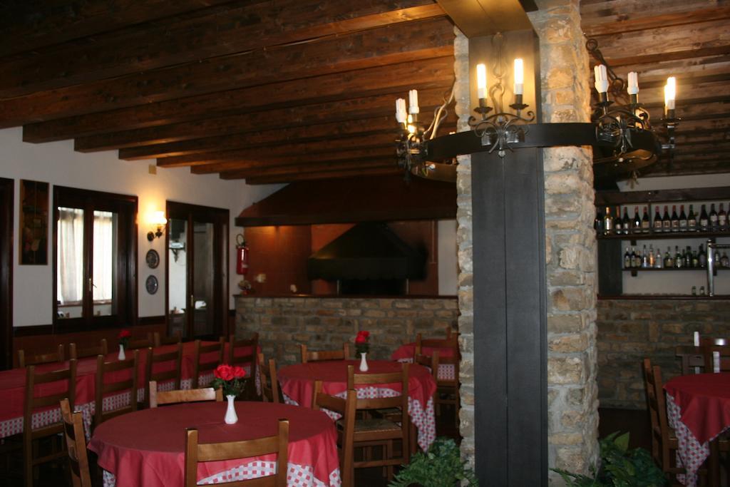 Agriturismo Cascina Del Vai Cairo Montenotte Bagian luar foto