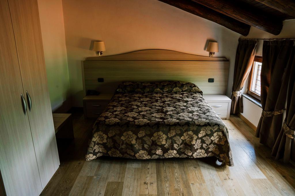 Agriturismo Cascina Del Vai Cairo Montenotte Bagian luar foto
