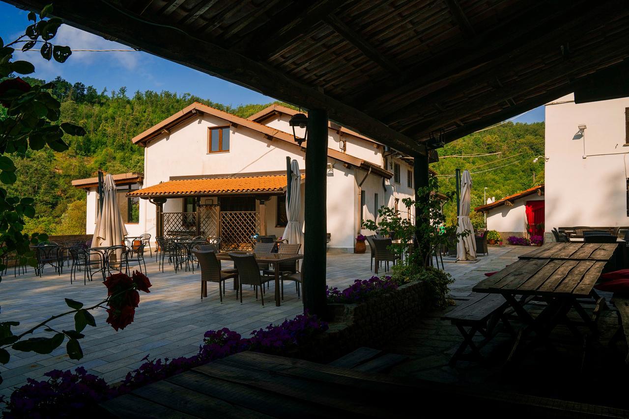 Agriturismo Cascina Del Vai Cairo Montenotte Bagian luar foto