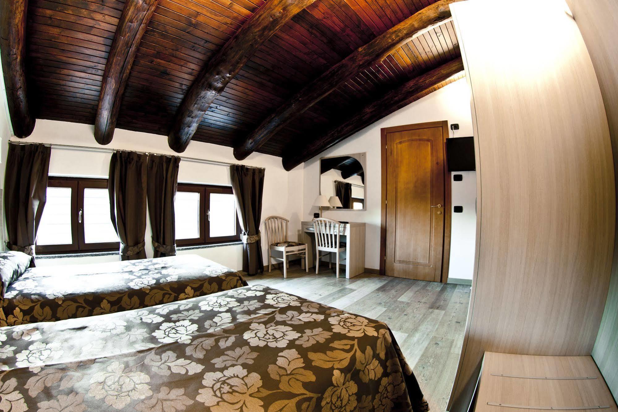 Agriturismo Cascina Del Vai Cairo Montenotte Bagian luar foto