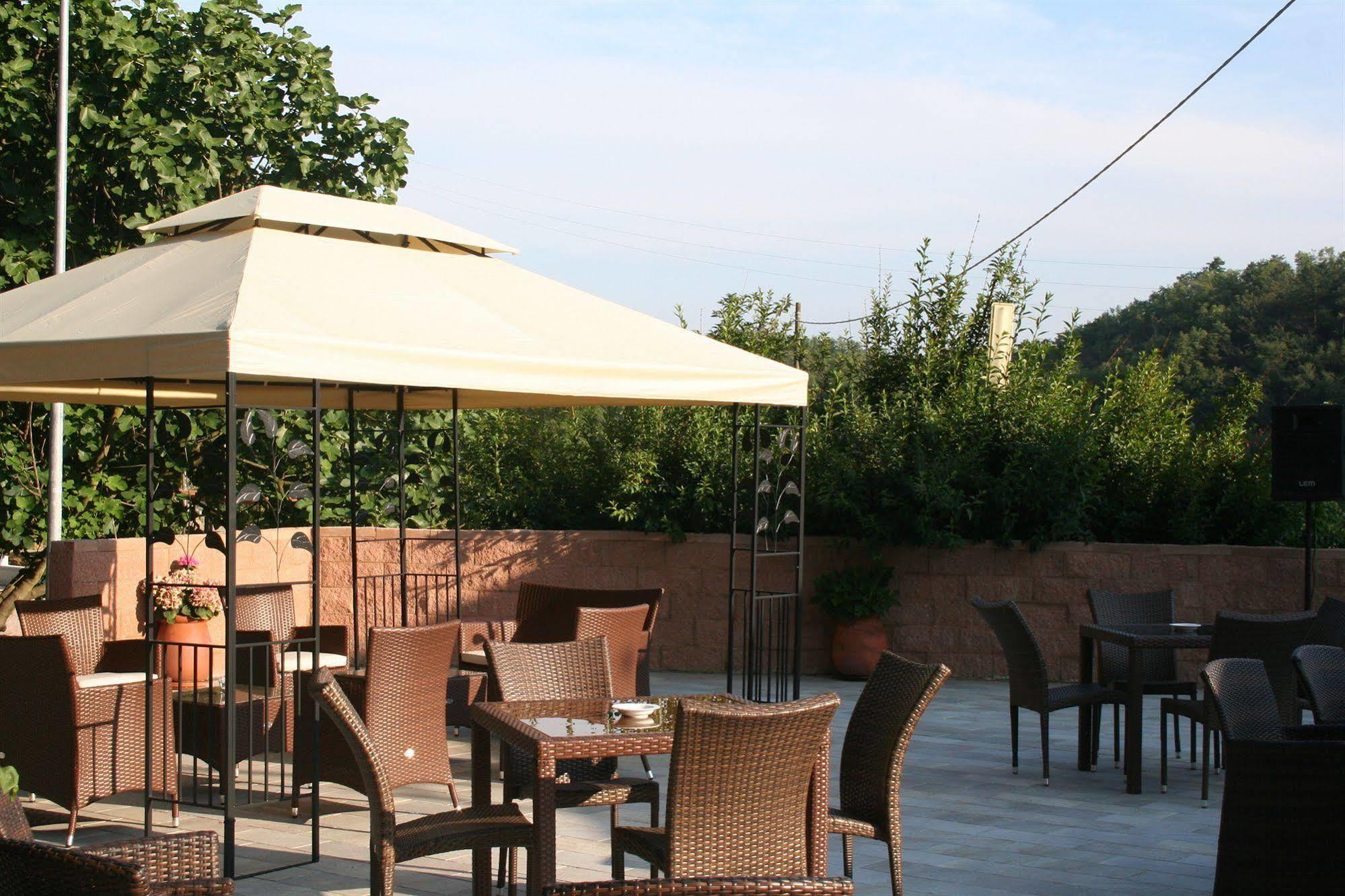 Agriturismo Cascina Del Vai Cairo Montenotte Bagian luar foto